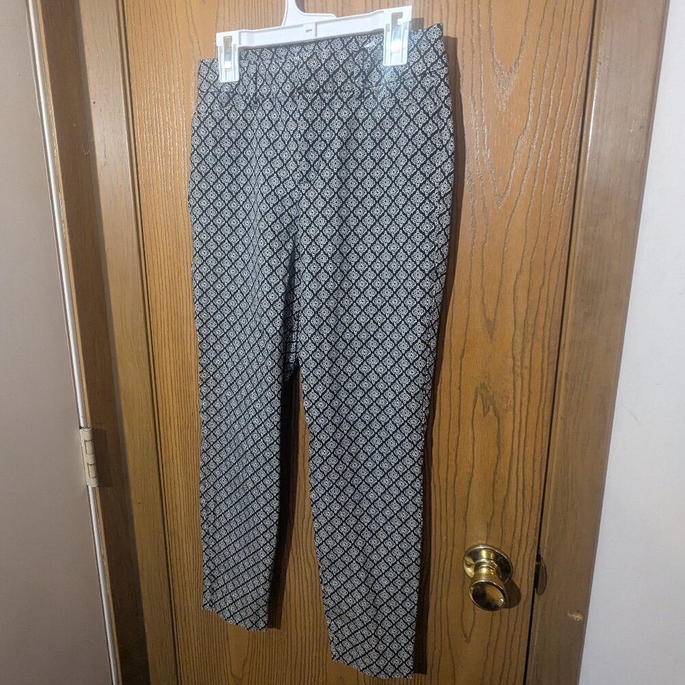 Old Navy Pixie High Rise Secret Slim Pockets Black White Flat Front Pants- 0